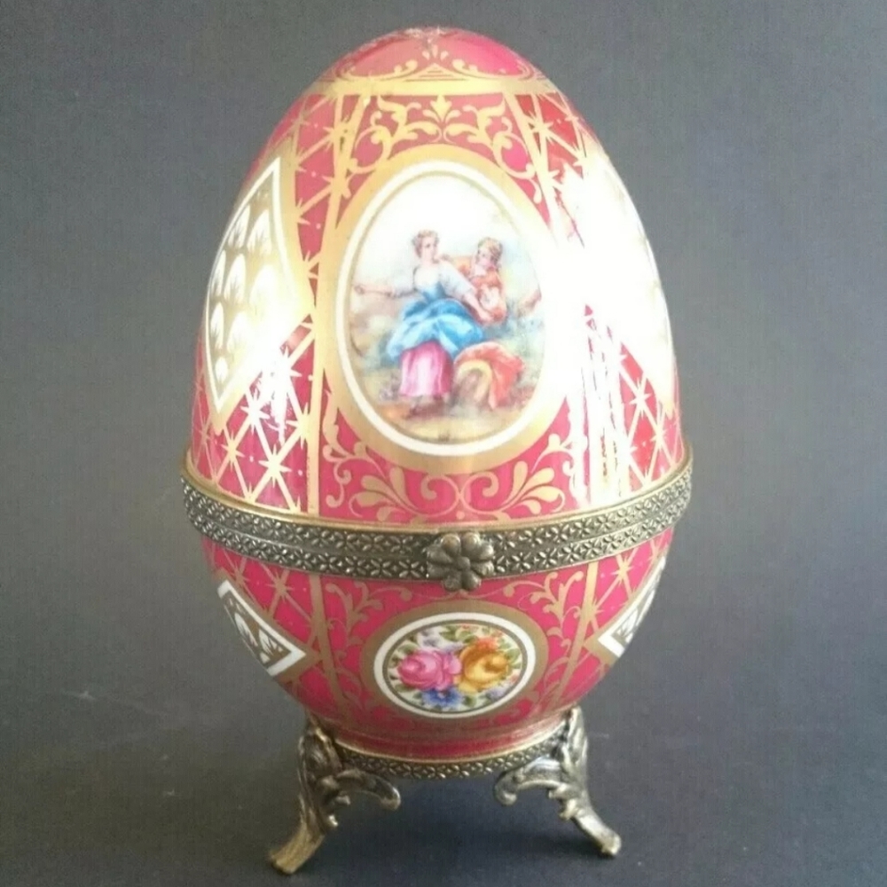 Limoges Print A La Main Trinket Egg